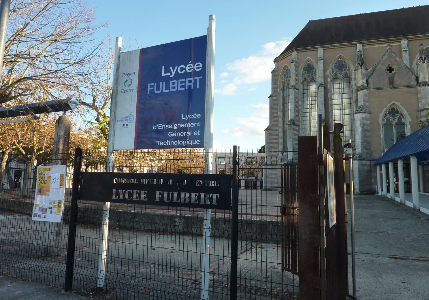 Chartres Lyc e Fulbert Entr e Ensemble28 Chartres Lyc e Fulbert Entr e Ensemble28