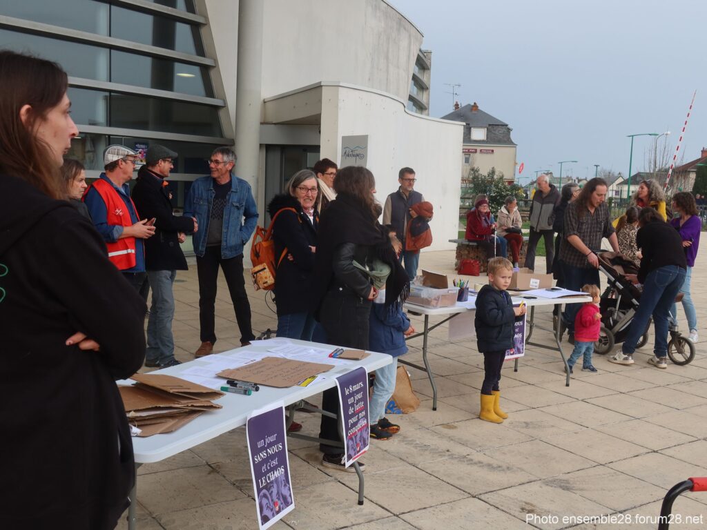 Châteaudun 2026-03-06 Rassemblement Droits des Femmes