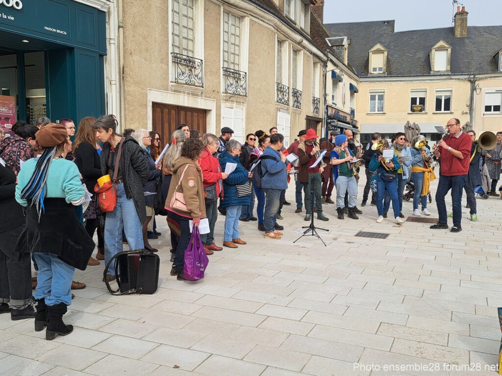 Nogent-le-Rotrou 07-03-2026 Rassemblement festif Droits des femmes