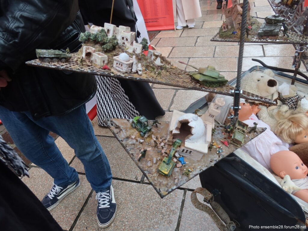 Dreux 11-04-2026 Inauguration Mémorial ambulant Enfants tués Gaza