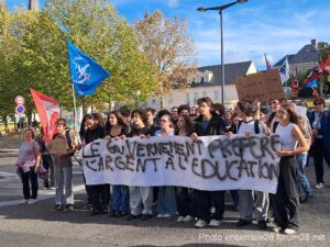 Chartres 13-10-2026 Manifestation Lycéens Syndicats